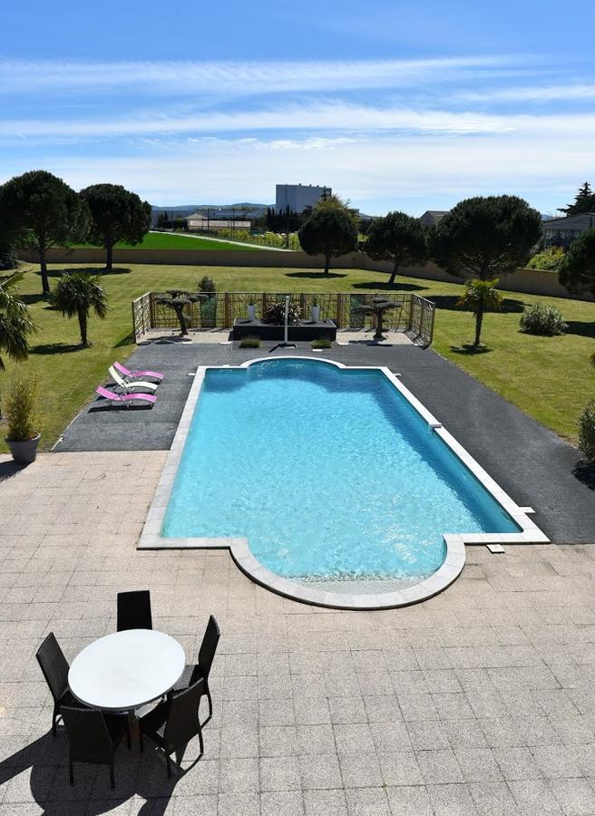 Sous Les Pins Hotel Etoile-sur-Rhone Ngoại thất bức ảnh