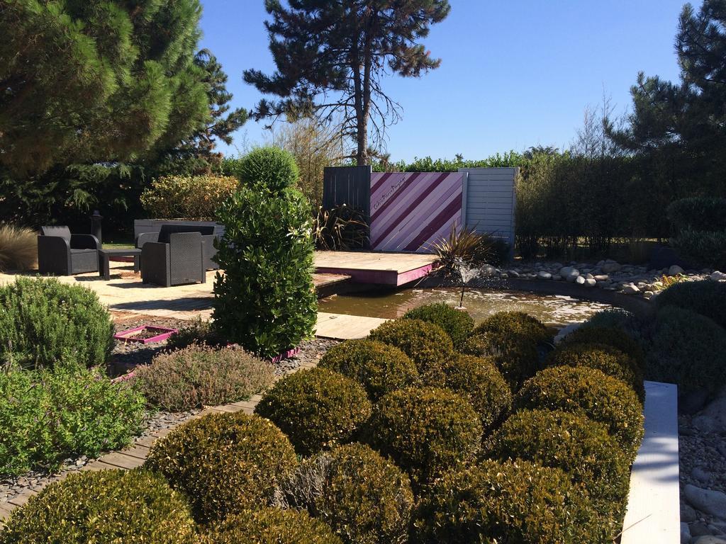Sous Les Pins Hotel Etoile-sur-Rhone Ngoại thất bức ảnh