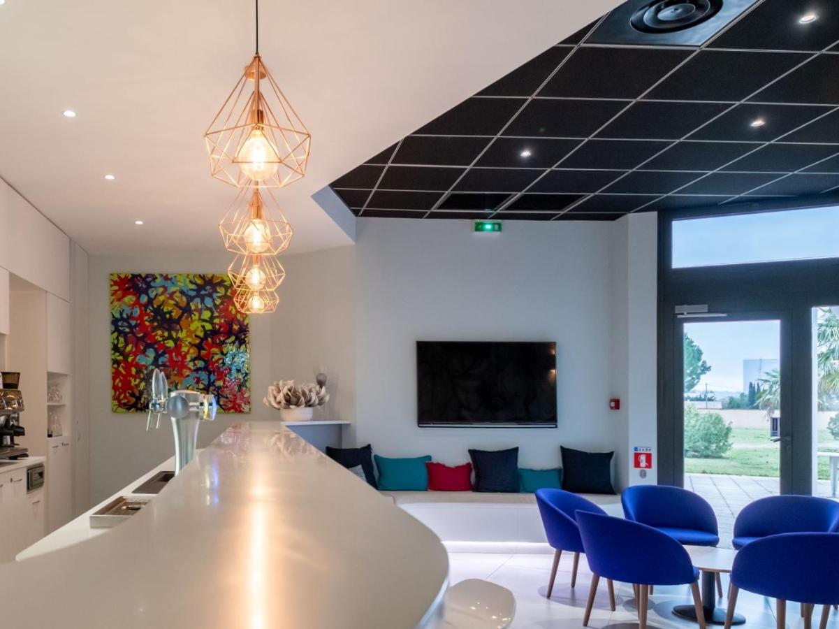 Sous Les Pins Hotel Etoile-sur-Rhone Ngoại thất bức ảnh